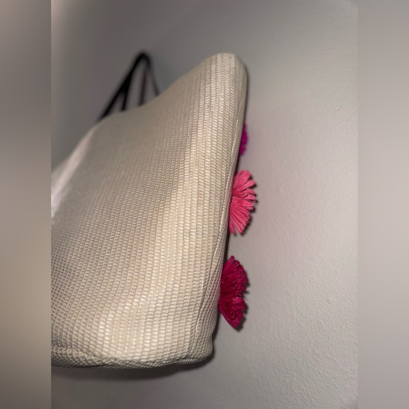 KATE SPADE MONTIGO AVENUE FLORAL LARGE TOTE EUC - Picture 5 of 8